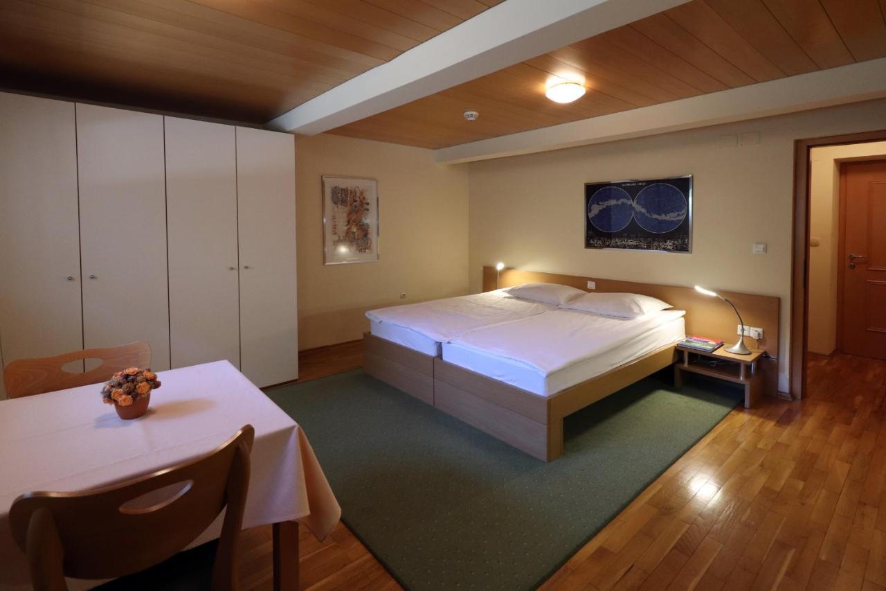Apartments Villa Boltez Kranj Zewnętrze zdjęcie